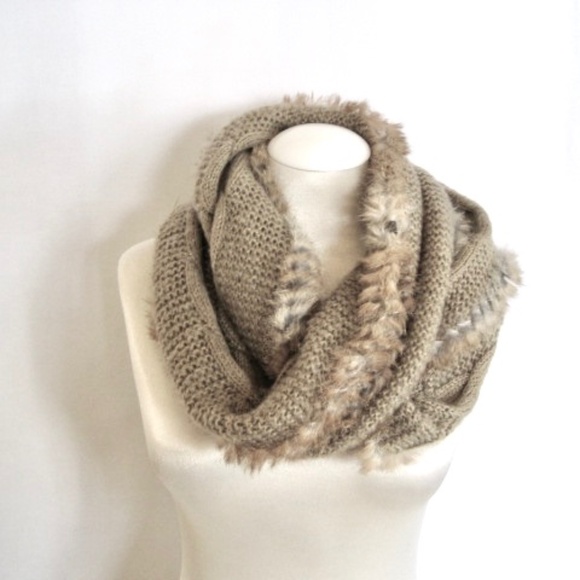 Rudsak Cable Knit Infinity Scarf w/Rabbit Fur - Picture 3 of 5